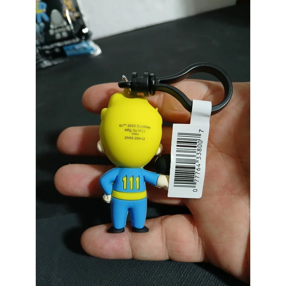 Bestheda Fallout Vault Boy with Gun Key Chain Clip Blind Bag Series 1 Monogram
